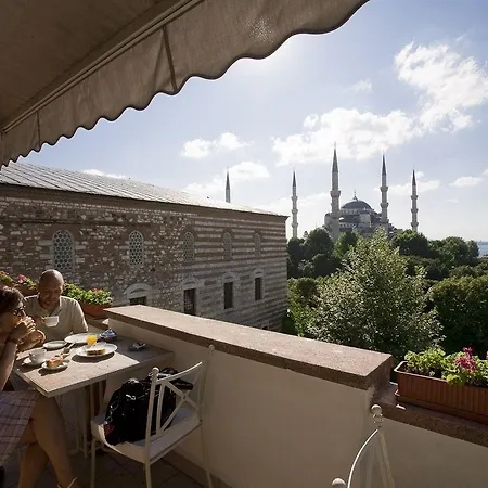 Turkoman Hotel 3*