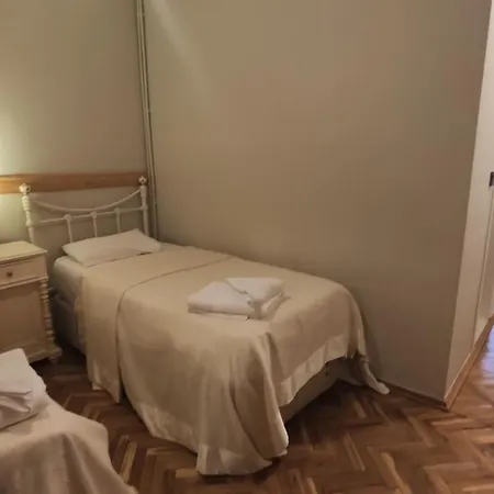 Turkoman Hotel 3*